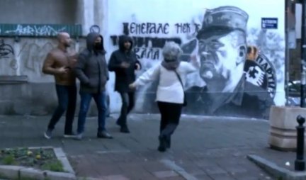 PUŠTENA AIDA ĆOROVIĆ! Aktivistkinja gađala jajima mural generala Ratka Mladića u Beogradu