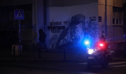 DVOSTRUKI ARŠINI ĐILASOVACA! Ratko Mladić je "zločinac" i poželjno je skidanje njegovog murala, dok je skidanje table Aćifu efendiji je ZABRANJENO! Foto