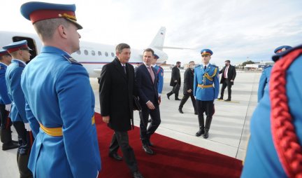 Pahor stigao u Beograd! Siniša Mali dočekao predsednika Slovenije na aerodromu "Nikola Tesla"!