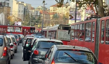 BRAVO "EKOLOZI"! Direktna šteta od blokade gradskog saobraćaja u Beogradu veća od 100.000 evra!