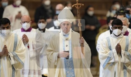 OGLASIO SE RIM! Papa Franja ima posebne poruke za ceo svet u Novoj godini!