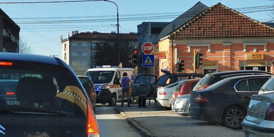 Užas na Vračaru! Automobil pokosio dečaka (11), prelazio ulicu van pešačkog prelaza!