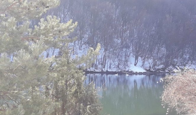 Na jezeru kod Nove Varoši snimljen NEVEROVATAN PRIZOR