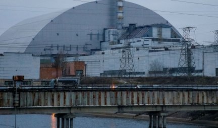 POTVRĐENO - RUSI POTPISALI PRIMOPREDAJU ČERNOBILJA! Napuštanje postrojenja u toku - "Nema primedbi na ruske trupe koje su čuvale nuklearku 5 nedelja"! (Foto)