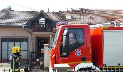 ZAPALIO SE KROV NA KUĆI! Vatrogasci brzo lokalizovali požar u Malom Golovodu kod Kruševca!