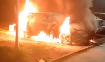 AUDI U PLAMENU! U Novom Sadu zapaljen automobil PRONAĐENA KANTA SA BEZINOM (VIDEO)