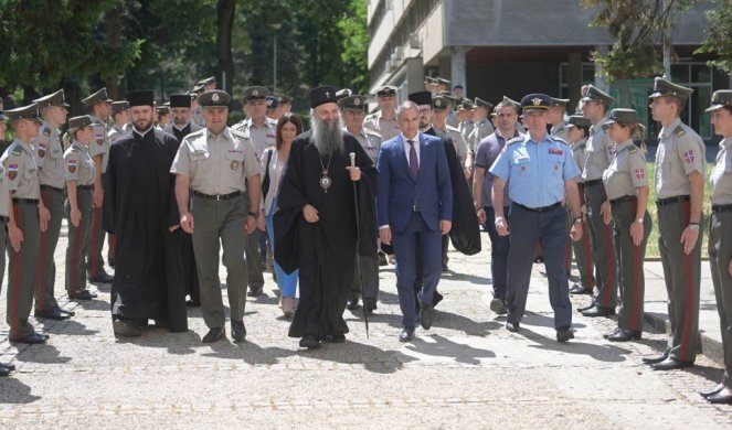 Patrijarh Porfirije posetio Vojnu akademiju! (FOTO)