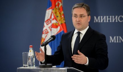 Selaković: Ko gazi srpsku zastavu i preti smrću predsedniku, ne misli dobro ni Srbiji ni srpskom narodu!