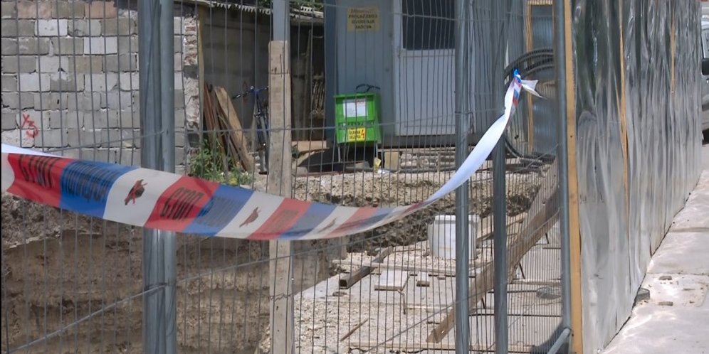 Tragedija na gradilištu u Kragujevcu: RADNIK POGINUO, PAO SA OSMOG SPRATA