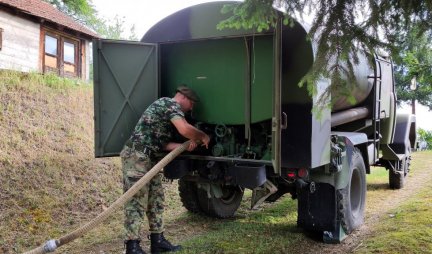 Vojska Srbije pomaže meštanima sela u opštini Prijepolje