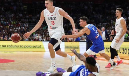 FIBA ODLEPILA ZBOG SRBINA, PA OVAKO OPISALA NJEGOVU MAGIJU: Kad bi Dirk i Sabonis imali bebu...