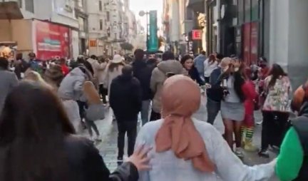 (VIDEO) STRAVIČNA EKSPLOZIJA U ISTANBULU! Ljudi nepomično leže na ulici, najmanje četvoro MRTVIH, na licu mesta policija i hitna pomoć!