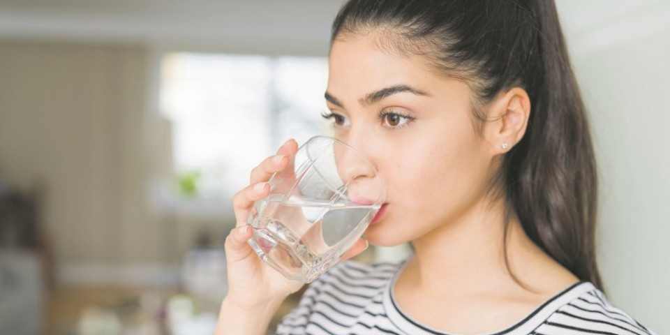 Kada je najbolje vreme da pijete vodu? 3 perioda u toku dana su ključna, a evo i zašto