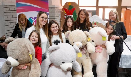 OSMESI SVE GOVORE! Završen projekat "Poželi želju" u Varvarinu, deca dobila poklone! (FOTO)