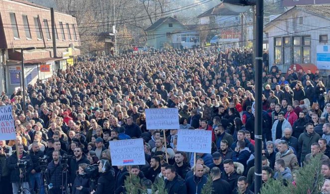 BOLI IH SRPSKA SLOGA! Nova S pokušala da umanji jedinstvo našeg naroda na Kosovu i Metohiji (FOTO)