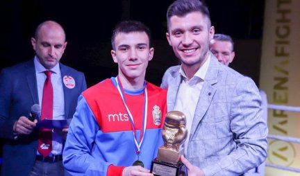 SPEKTAKL U BANJALUCI! Adam Krstović  šampion „Omladinske zlatne rukavice“ 2023.