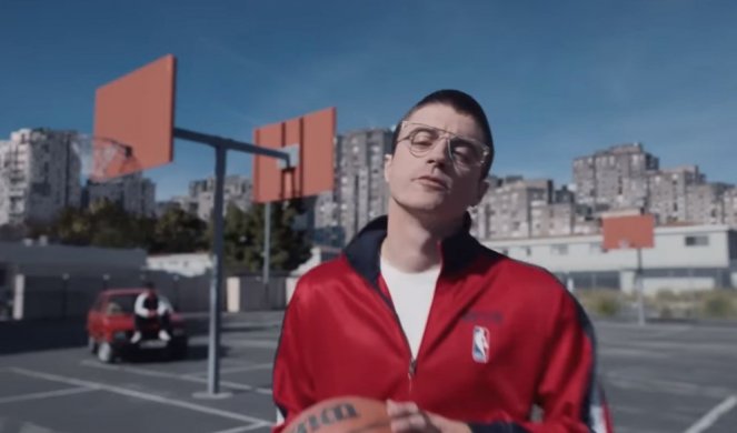 HIT! FROM SUBURBIA TO SERBIA! Novobeogradski blokovi u MEGA POPULARNOJ NBA reklami za plej-of! (VIDEO)