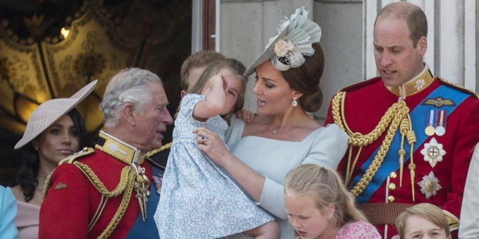 Kejt, princeza od Velsa, već je operisana, kralja Čarlsa čeka hiruški zahvat... Šta se dešva sa britanskom kraljevskom porodicom?!
