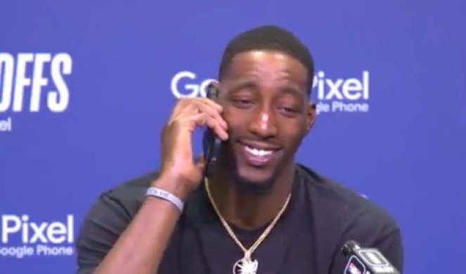 HIT! Mama nazvala USRED konferencije NBA asa, on ispisao istoriju i nije mogao da se ne javi! (VIDEO)