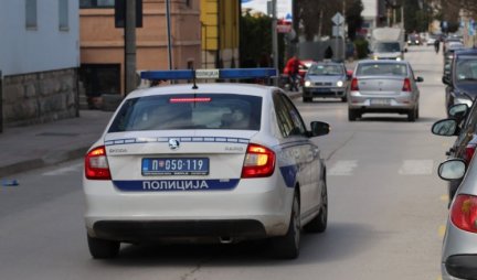 POKUŠAO DA SILUJE PA SE NIJE DOBRO PROVEO! Munjevitom akcijom policajci uhapsili izgrednika iz Varvarina