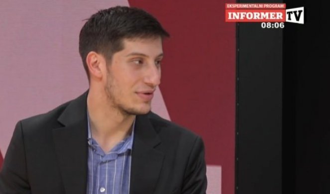 STALNO SAM NA METI BIVŠEG REŽIMA! Lav Pajkić na Informer TV: Većinska Srbija je pristojna Srbija koja ne podržava nasilje, siguran sam da ćemo pobediti