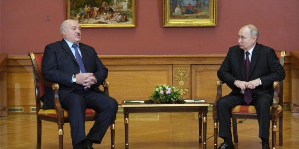''Kreneš li u Moskvu, na pola puta smrviće te kao bubu!'' Lukašenko otkrio dramatične detalje pregovora sa Prigožinom!