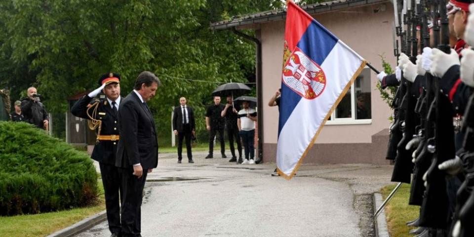 Ministar Gašić čestitao Dan Žandarmerije: "Vi ste vera srpskog naroda" (FOTO I VIDEO)