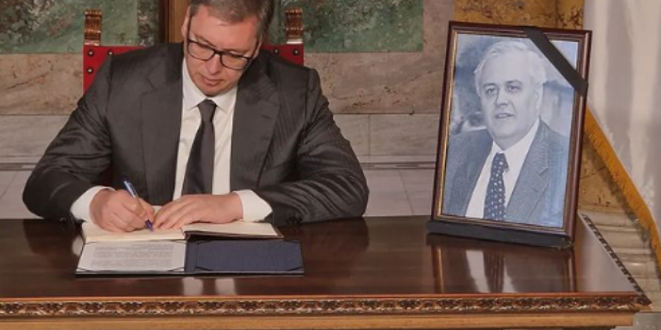 Milan Milutinović je bio odmeren čovek, život je vezivao za sudbinu svog naroda! Vučić na komemaroaciji bivšem predsedniku Srbije! (FOTO)