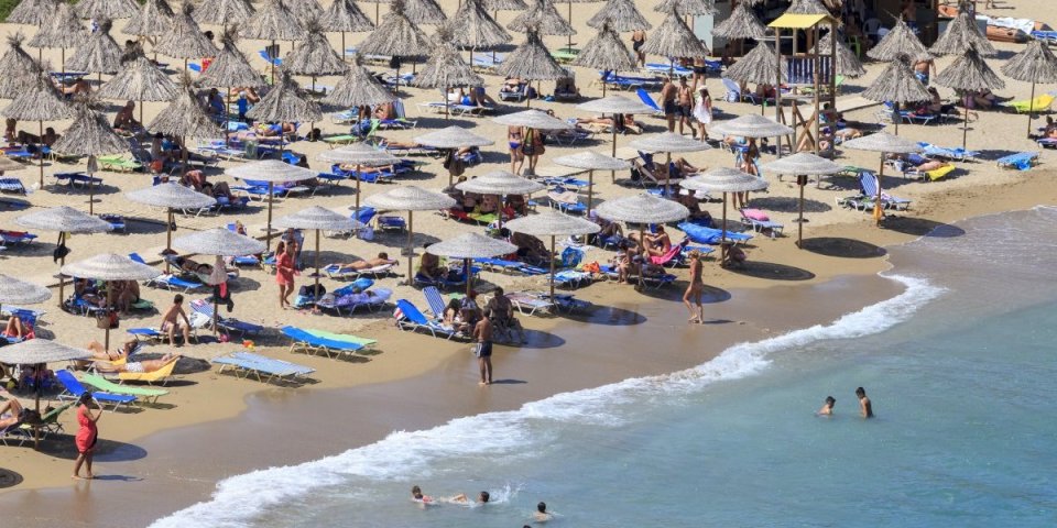 Srbi zabranjeni na plažama u Grčkoj: Ostavljamo im velike pare, a vređaju nas