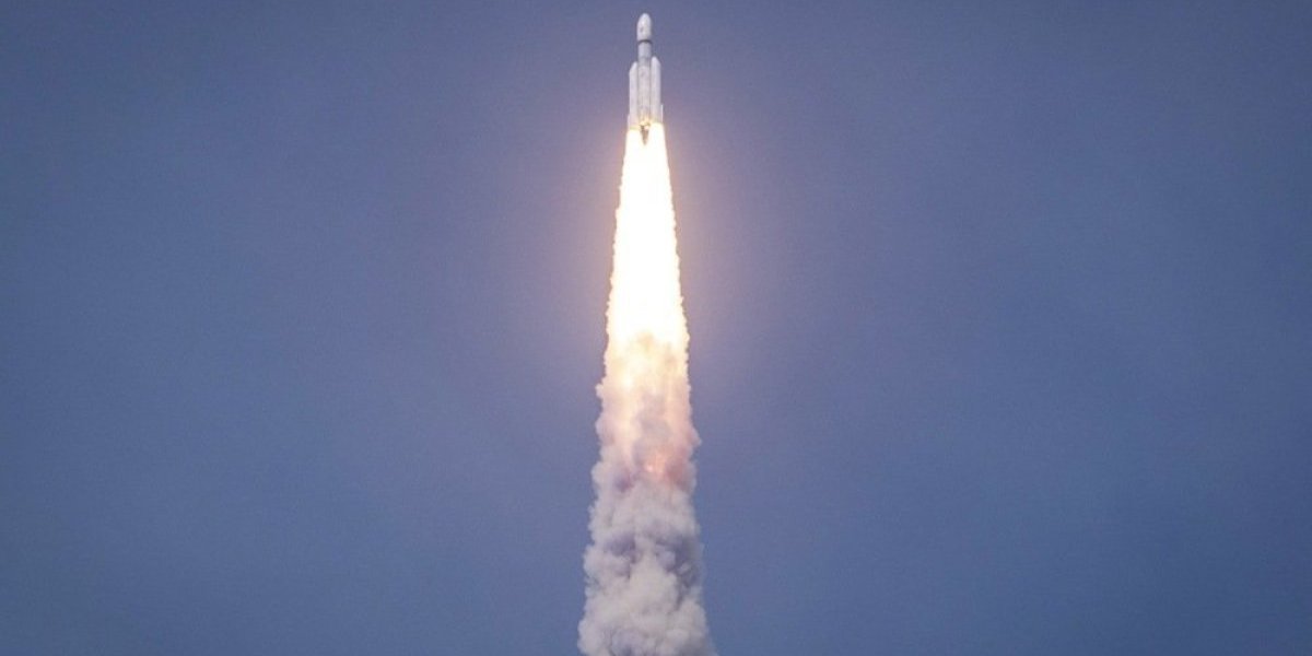 Gledajte šta radi nova sila sa Istoka! Upravo su lansirali letelicu na Mesec, biće prvi koji će tamo napraviti istorijski korak! (FOTO)
