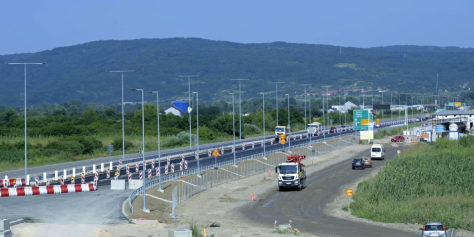 Kruševac povezan na autoput: Puštena u saobraćaj deonica od Makrešana do Koševa
