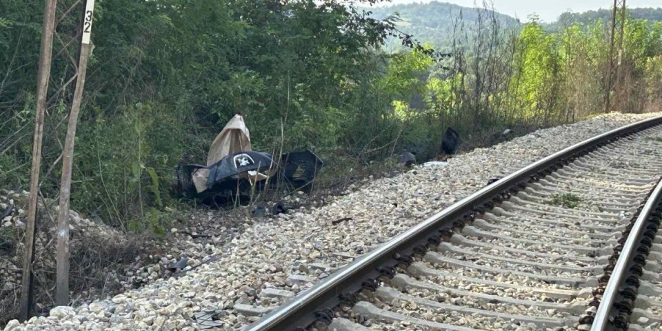 Prelaz je bio obezbeđen signalizacijom! Oglasile se Infrastrukture železnice nakon teške nesreće u Vrčinu!