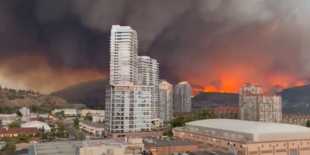 (VIDEO) Pakao na zemlji! Požari se šire munjevitom brzinom, naređena hitna evakuacija u Kanadi!