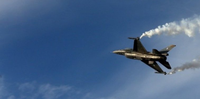 Holandija Ukrajini šalje F-16 avione