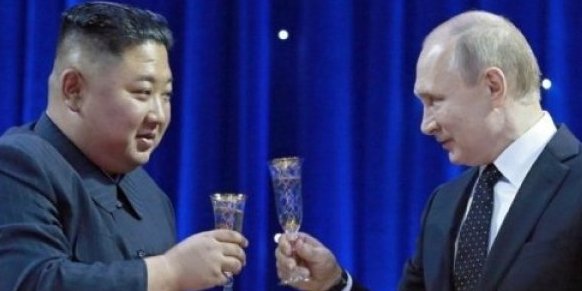 Amerika besni zbog sastanka Putina i Džong Una, Kamala Haris u panici: To je čin očaja!