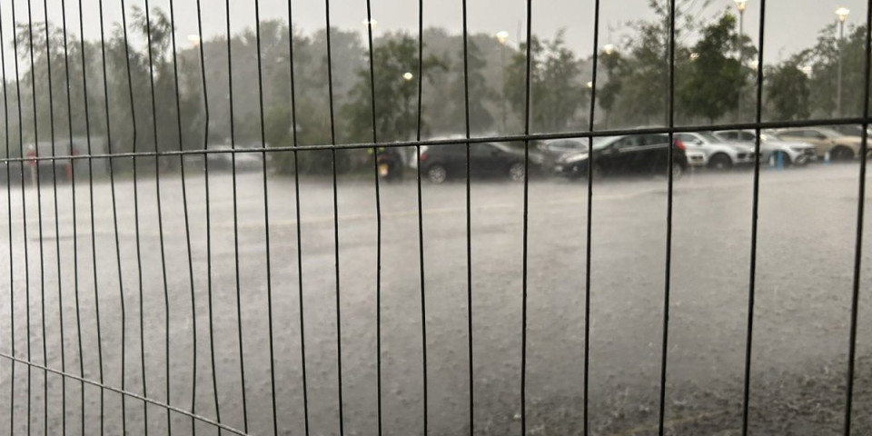 TSC čeka pakao u Londonu! Kiša pljušti u engleskoj prestonici (VIDEO)