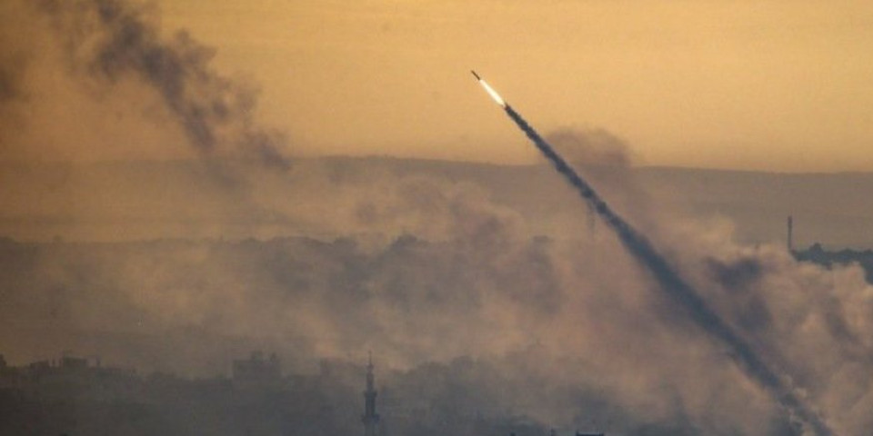 Rakete letele kao rojevi pčela! Ovim oružjem je Hamas zasuo Izrael: objavljen zastrašujući snimak (VIDEO)