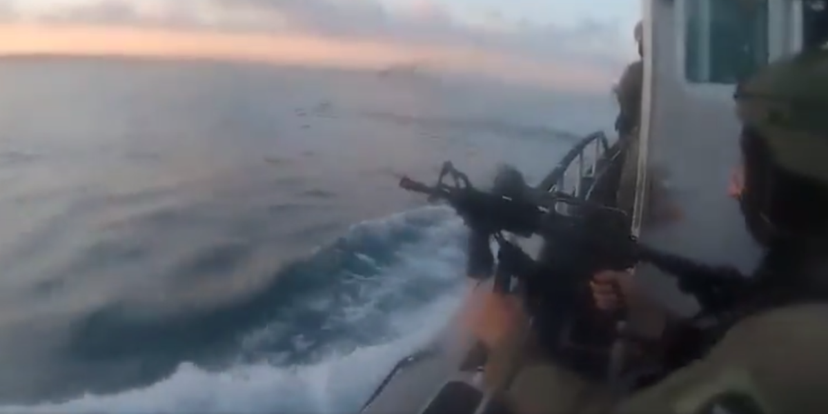 (VIDEO) Masakr! Hamas pokušao desant sa mora, Izraelci ih brutalno kaznili! Dramatičan snimak borbe na vodi zapalio mreže!