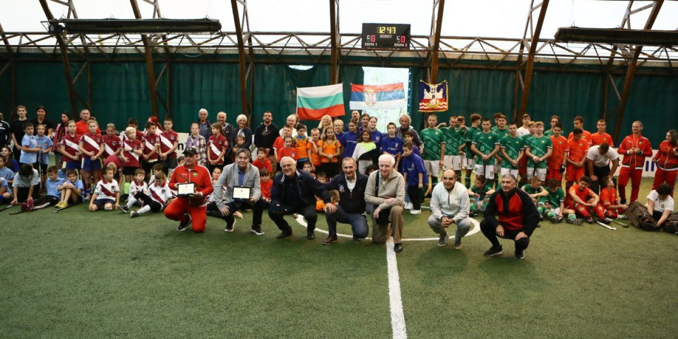 Borbe Trofeja događaj za pamćenje! Hokejaši na travi najjače selekcije Beograda, stali rame uz rame sa A reprezentacijom Bugarske (FOTO)
