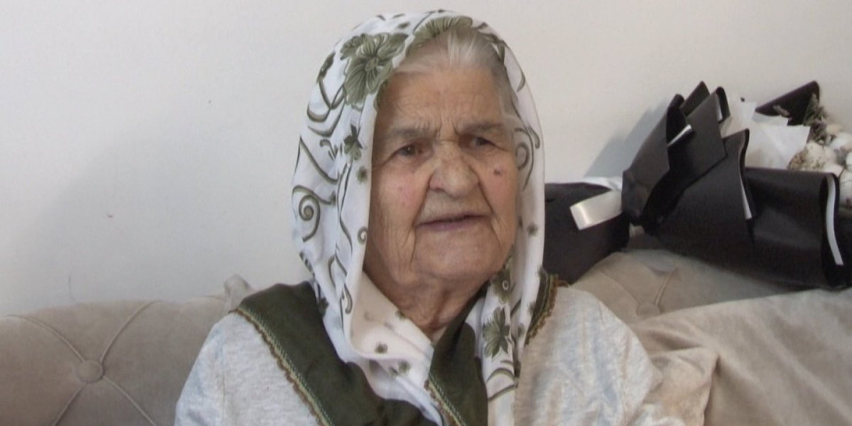 Najstarija Novopazarka ima 50 unuka! Medina peva i sa 93 godine!