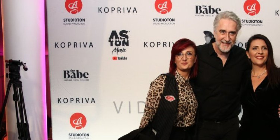 Jelena i Nevena Buča otkrile koliko im je Koprivica pomogao: "Zbog njega smo grupu nazvale 'The Frajle'" (VIDEO)