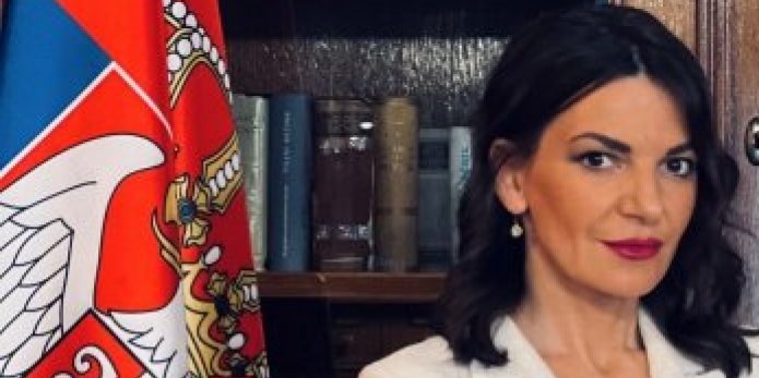 Ivana Nikolić, SNS: Pudlica Viole fon Kramon skuplja poene lešinareći na tragediji