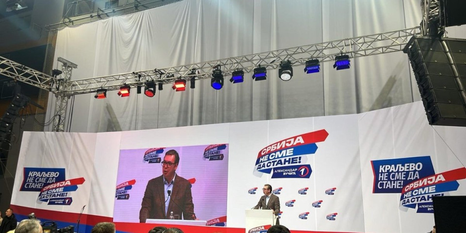 Vučić poslao jasnu poruku lokalnim funkcinerima u Srbiji! Izađite iz opštinskih automobila i razgovarajte s ljudima!