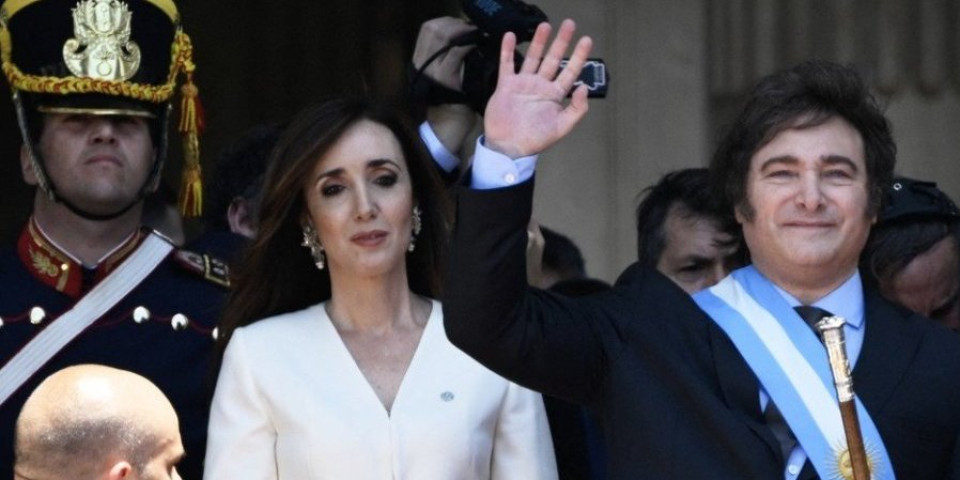 (VIDEO) Kakva blamaža predsednika Argentine, ceremoniju pretvorio u cirkus! Nekima se ipak svidelo