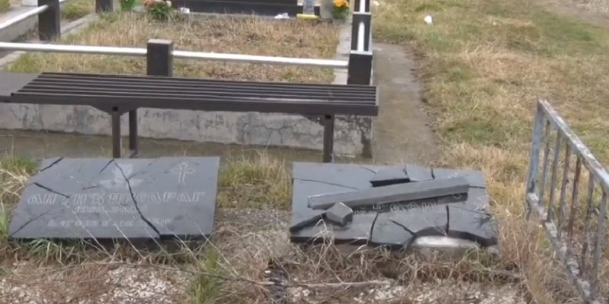 Istražiti skrnavljenje srpskog groblja u Orahovcu i privesti pravdi počinioce - OEBS osudio rušenje spomenika na KiM