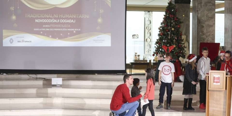 Humanitarni novogodišnji događaj za decu iz prihvatilišta: Veče radosti, davanja i humanih ljudi