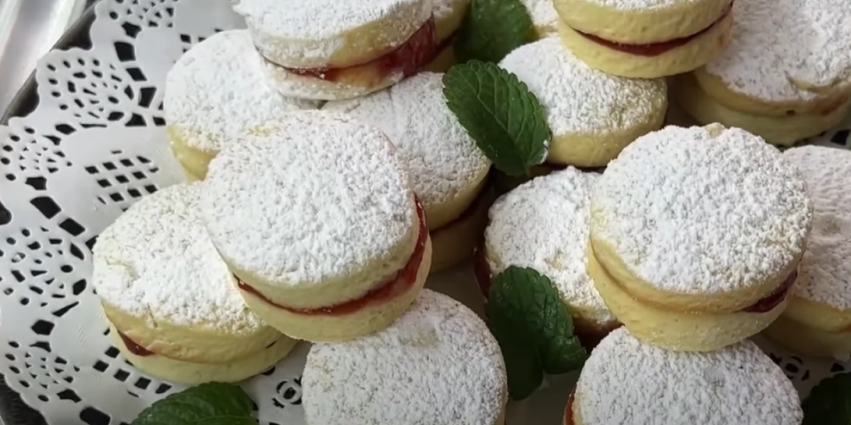 Originalan recept za vanilice! Najlepši sitni kolači na vašoj trpezi (VIDEO)