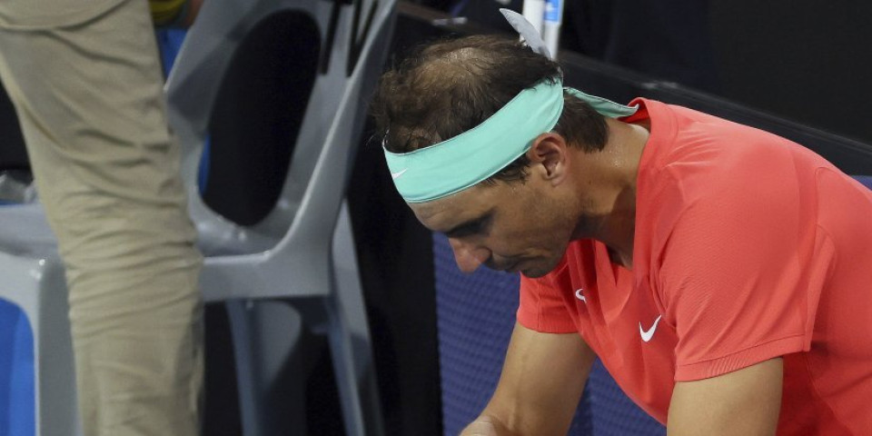 Navijači zabrinuti zbog Nadala! Španac se ponovo povredio!? (FOTO)