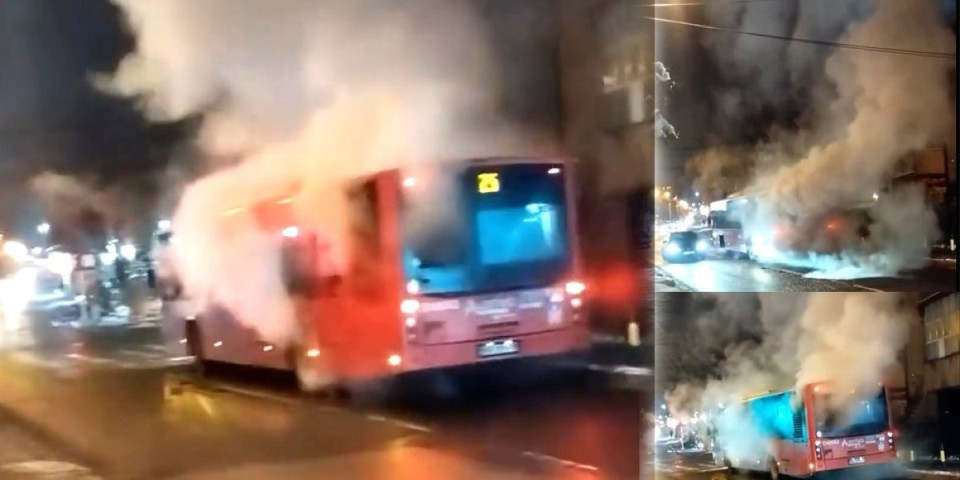 Gori gradski autobus na Voždovcu! Putnici istrčali na vreme, a vozač šokirao sve (VIDEO)