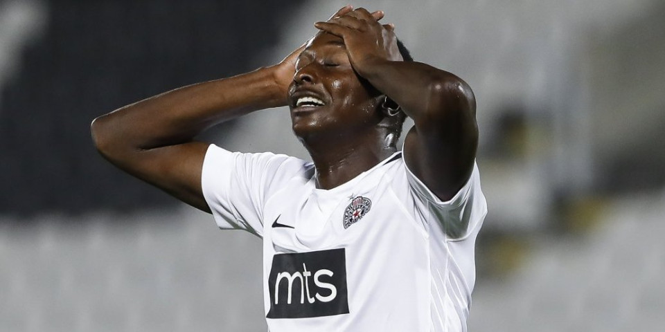Bivši fudbaler Partizana lažirao povredu? FS Nigerije pokrenuo istragu
